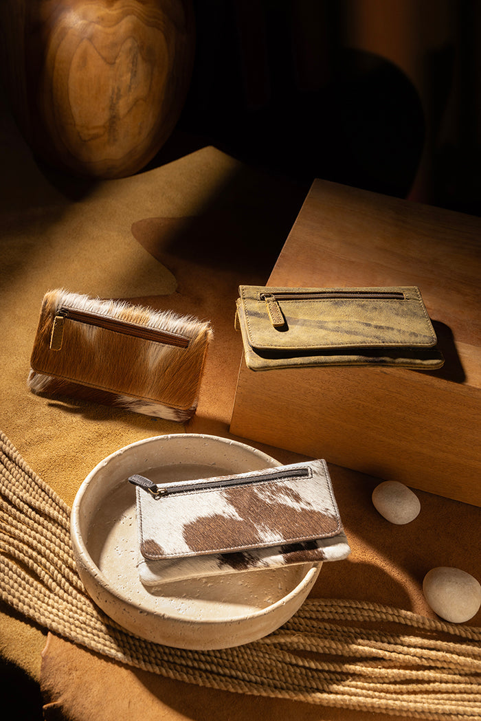 COOKIE CRUNCH LEATHER AND HAIRON WALLET